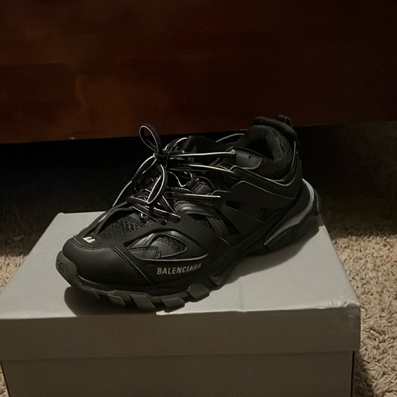 Balenciaga LED 44 size11 - Picture 4 of 4